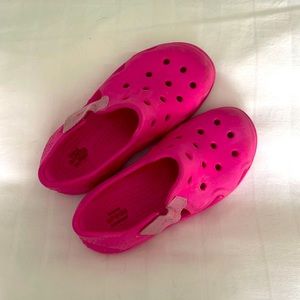 Pink child crocs